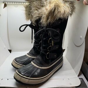 Sorel Joan of Arctic Dark Blue & Tan Winter Boots Waterproof W/Fur Trim Size 10